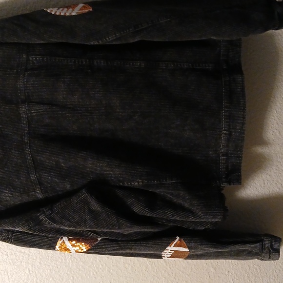 Jacket - Picture 5 of 5